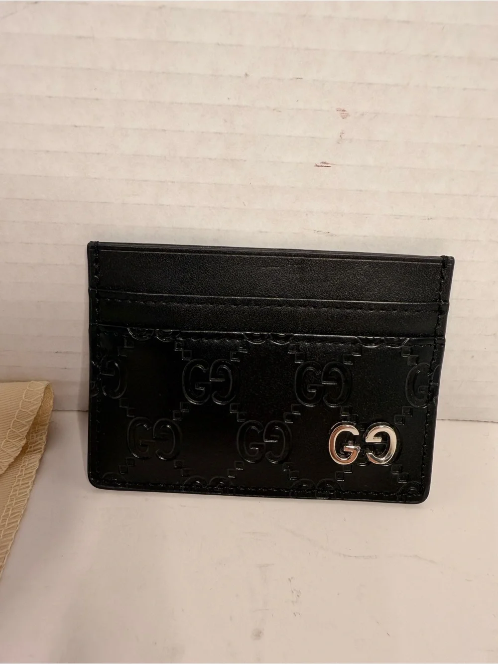 Gucci Signature Leather Card Holder with Silver-Tone GG Logo